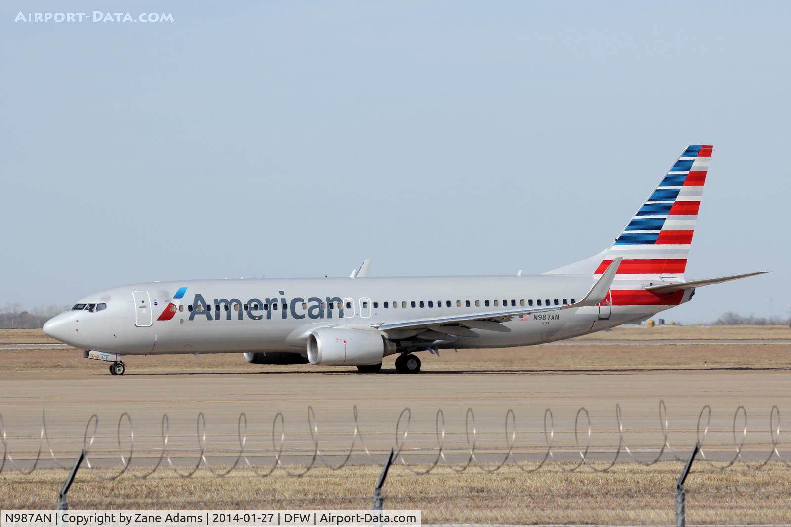 N987AN, 2009 Boeing 737-823 C/N 31069, American Airlines at DFW Airport