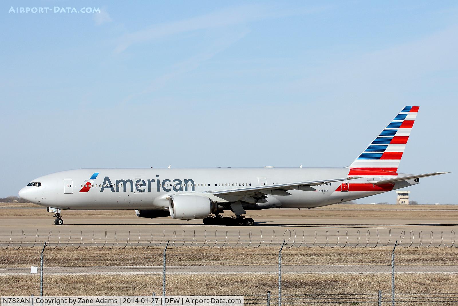 N782AN, 2000 Boeing 777-223 C/N 30003, American Airlines at DFW Airport