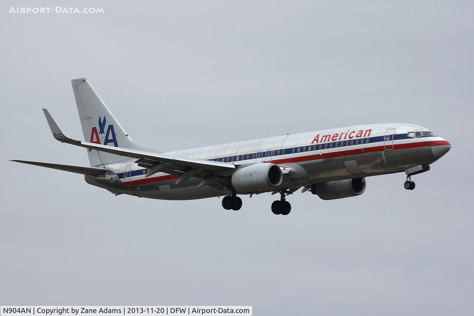 N904AN, 1999 Boeing 737-823 C/N 29506, American Airlines at DFW Airport