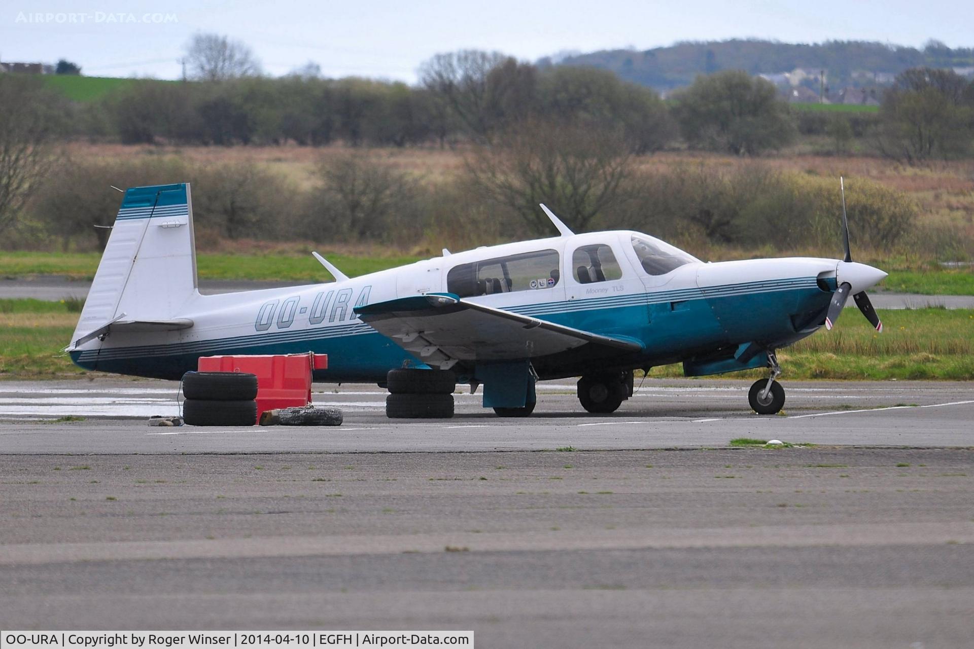 OO-URA, 1989 Mooney M20M Bravo C/N 27-0003, Visiting M20M TLS. Previously registered N1009U
