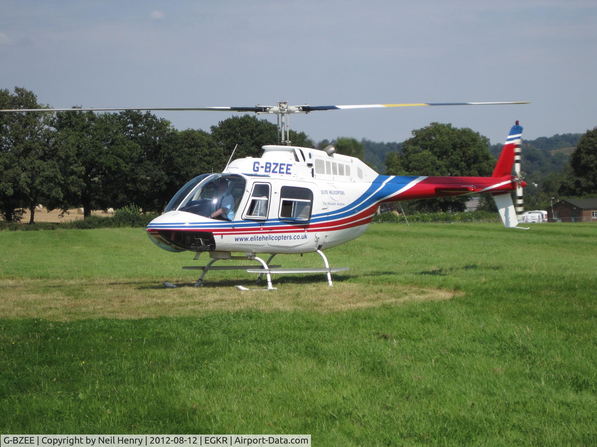 G-BZEE, 1978 Agusta AB-206B JetRanger II C/N 8554, Aircraft being used for sightseeing circuits above Redhill Steam Rally