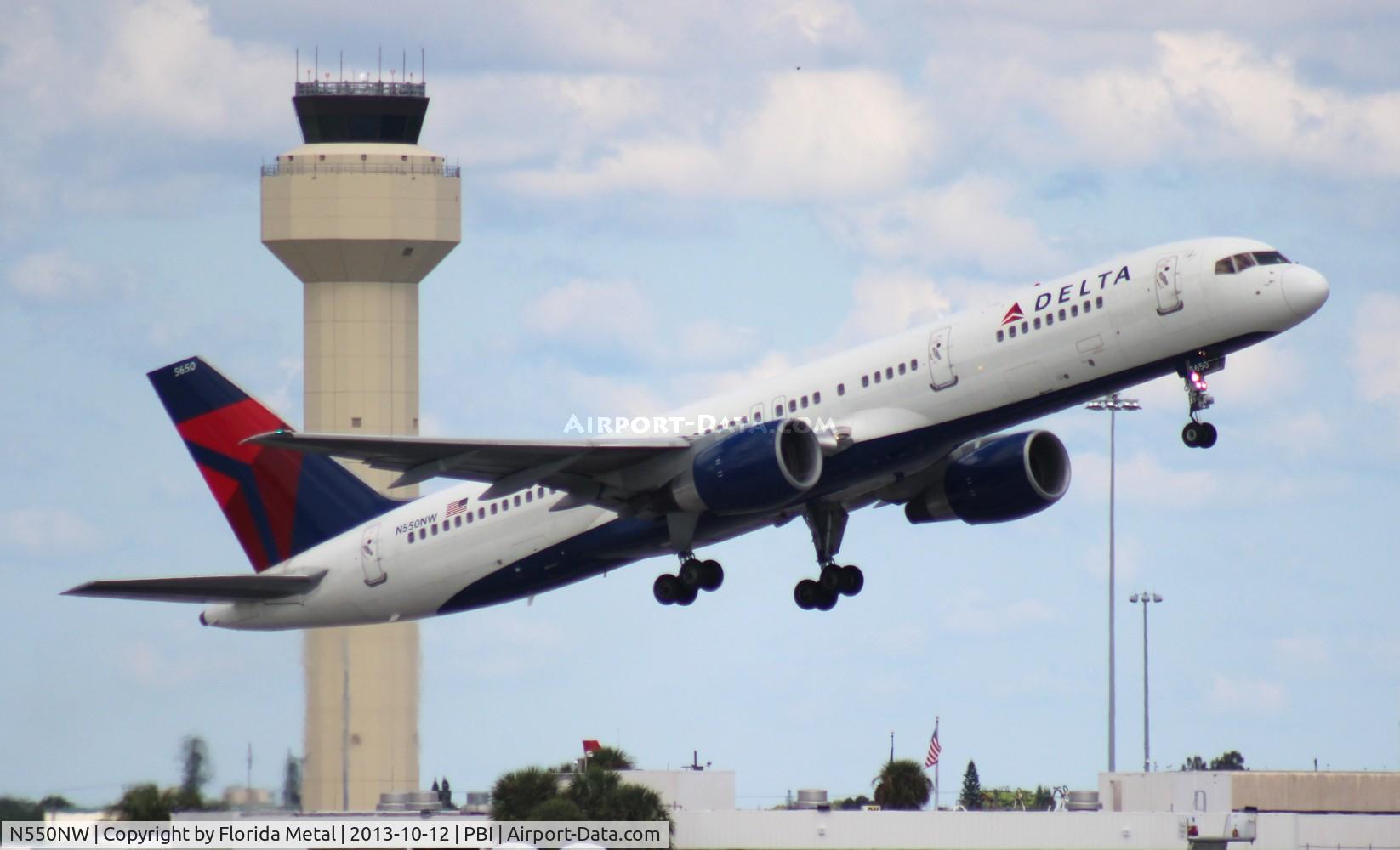 N550NW, 2001 Boeing 757-251 C/N 26497, Delta 757-200