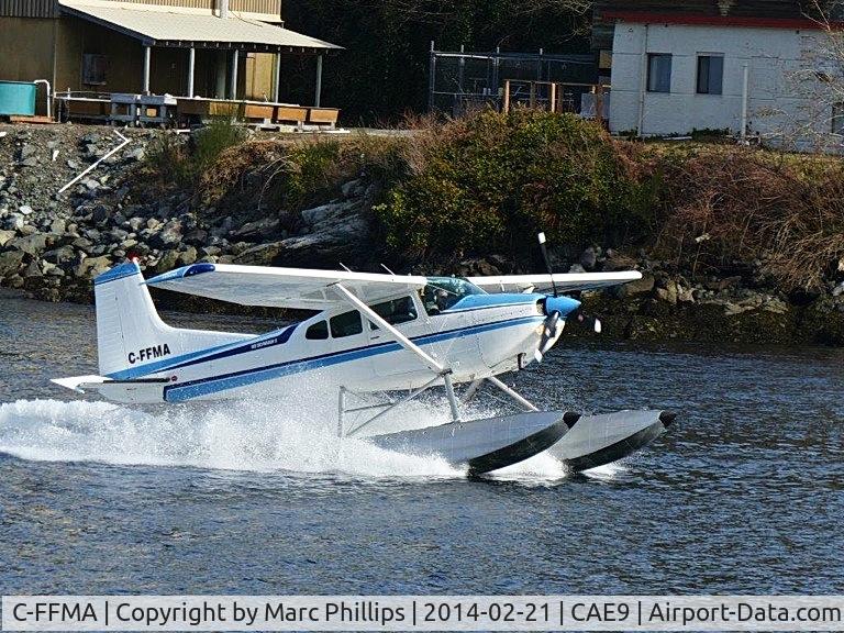 C-FFMA, Cessna A185F Skywagon 185 C/N 18503821, FMA landing in Bamfield BC.