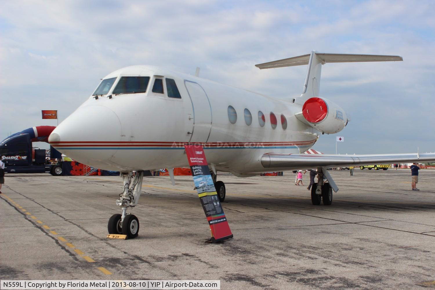 N559L, 1984 Grumman G-1159 Gulfstream II C/N 152, Little Caesars Gulfstream II