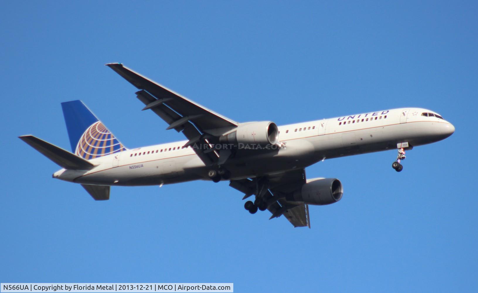 N566UA, 1992 Boeing 757-222 C/N 26670, United 757-200