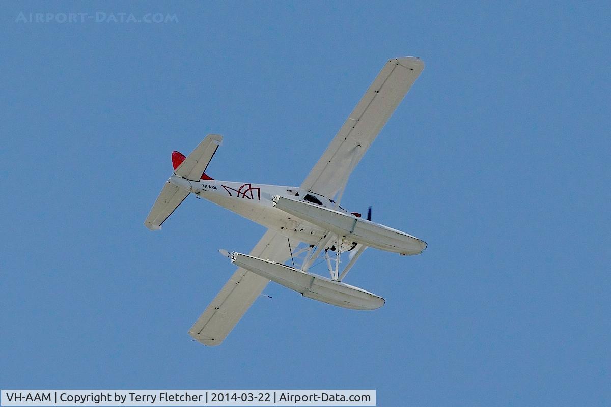 VH-AAM, 1961 De Havilland Canada DHC-2 Beaver Mk.I C/N 1492, Overflying Sydney Harbour