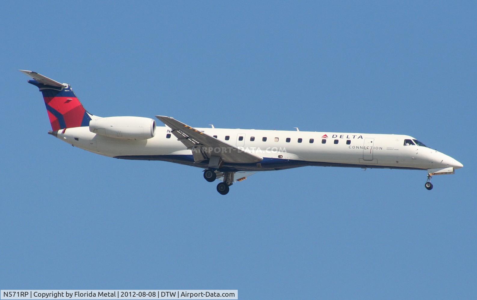 N571RP, 2004 Embraer EMB-145LR C/N 14500827, Delta Connection E145LR