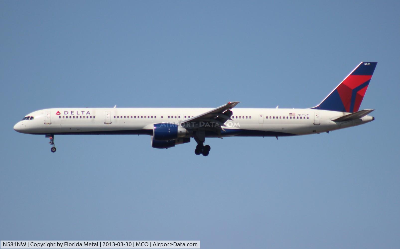 N581NW, 2002 Boeing 757-351 C/N 32982, Delta 757-300
