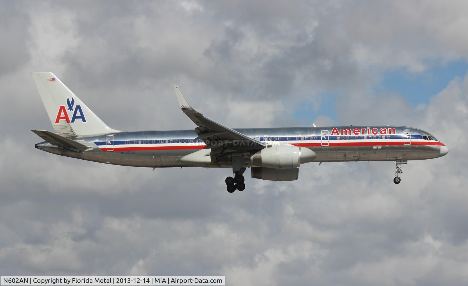 N602AN, 1995 Boeing 757-223 C/N 27053, American 757-200