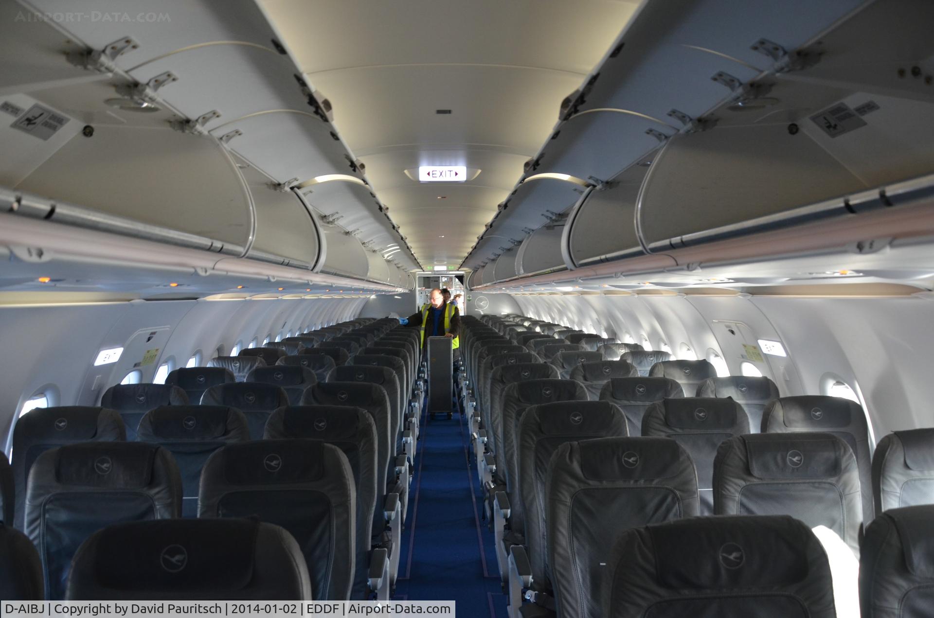 D-AIBJ, 2012 Airbus A319-112 C/N 5293, Insinde an A319