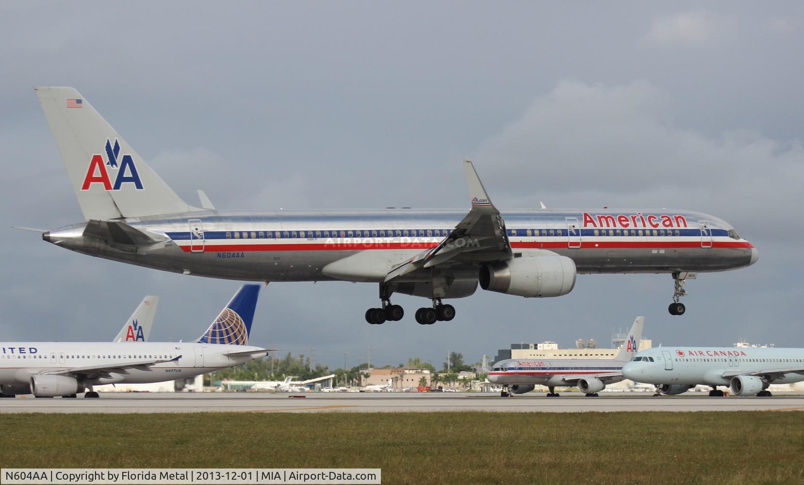 N604AA, 1995 Boeing 757-223 C/N 27055, American 757-200