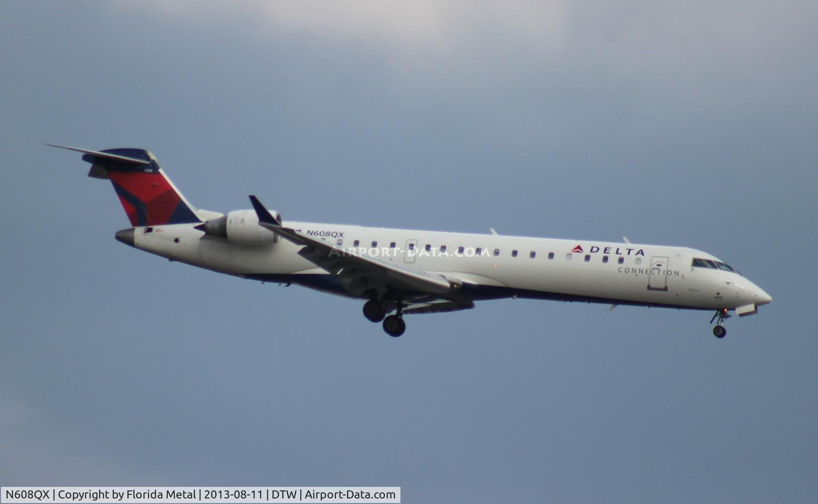 N608QX, 2001 Bombardier CRJ-701 (CL-600-2C10) Regional Jet C/N 10026, Delta Connection CRJ-700