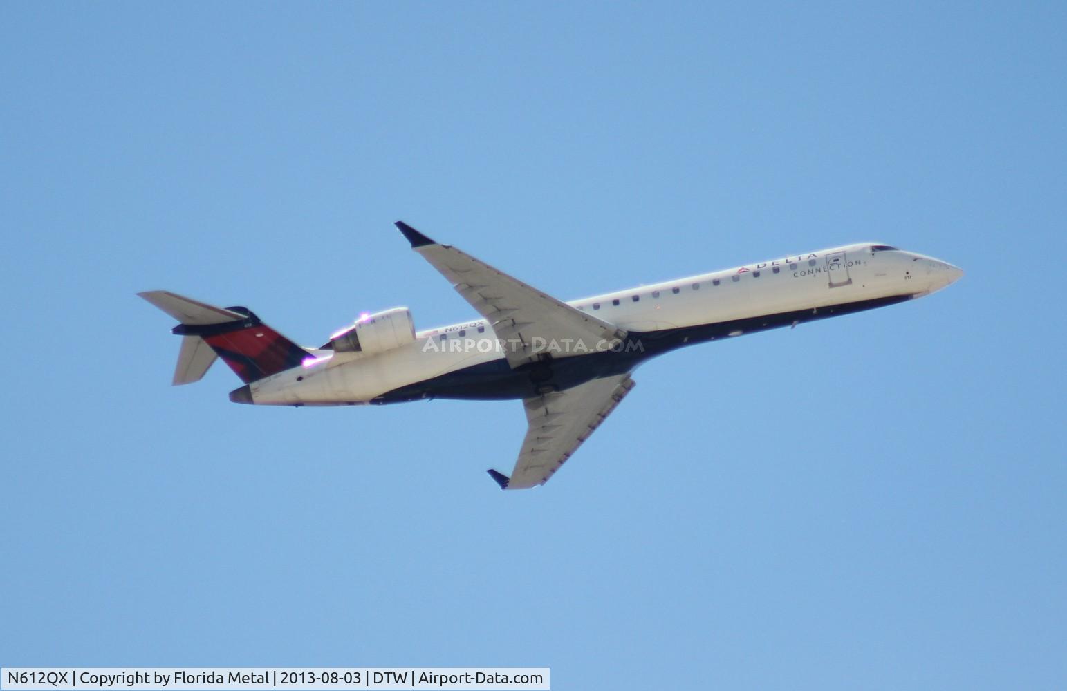 N612QX, 2002 Bombardier CRJ-701 (CL-600-2C10) Regional Jet C/N 10042, Delta Connection CRJ-700