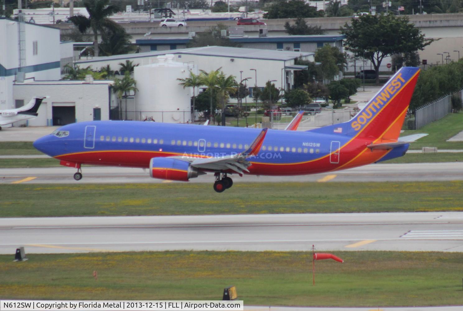N612SW, 1995 Boeing 737-3H4 C/N 27930, Southwest 737-300