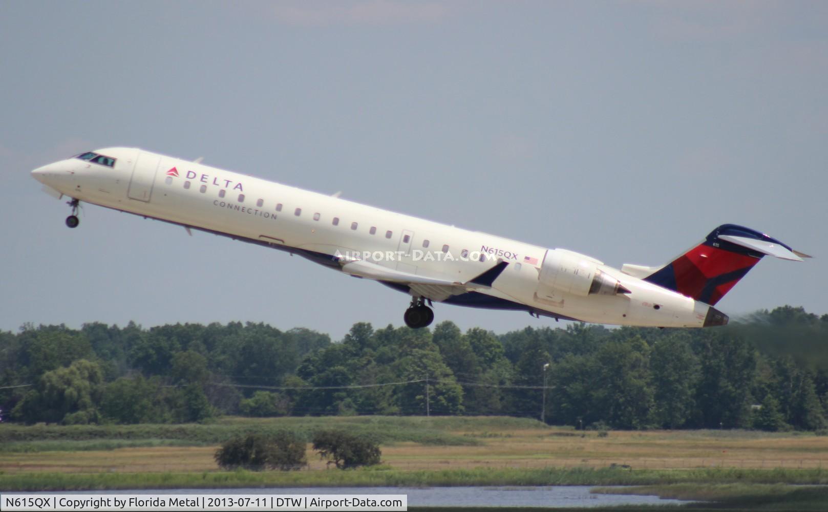 N615QX, 2002 Bombardier CRJ-701 (CL-600-2C10) Regional Jet C/N 10065, Delta Connection CRJ-700