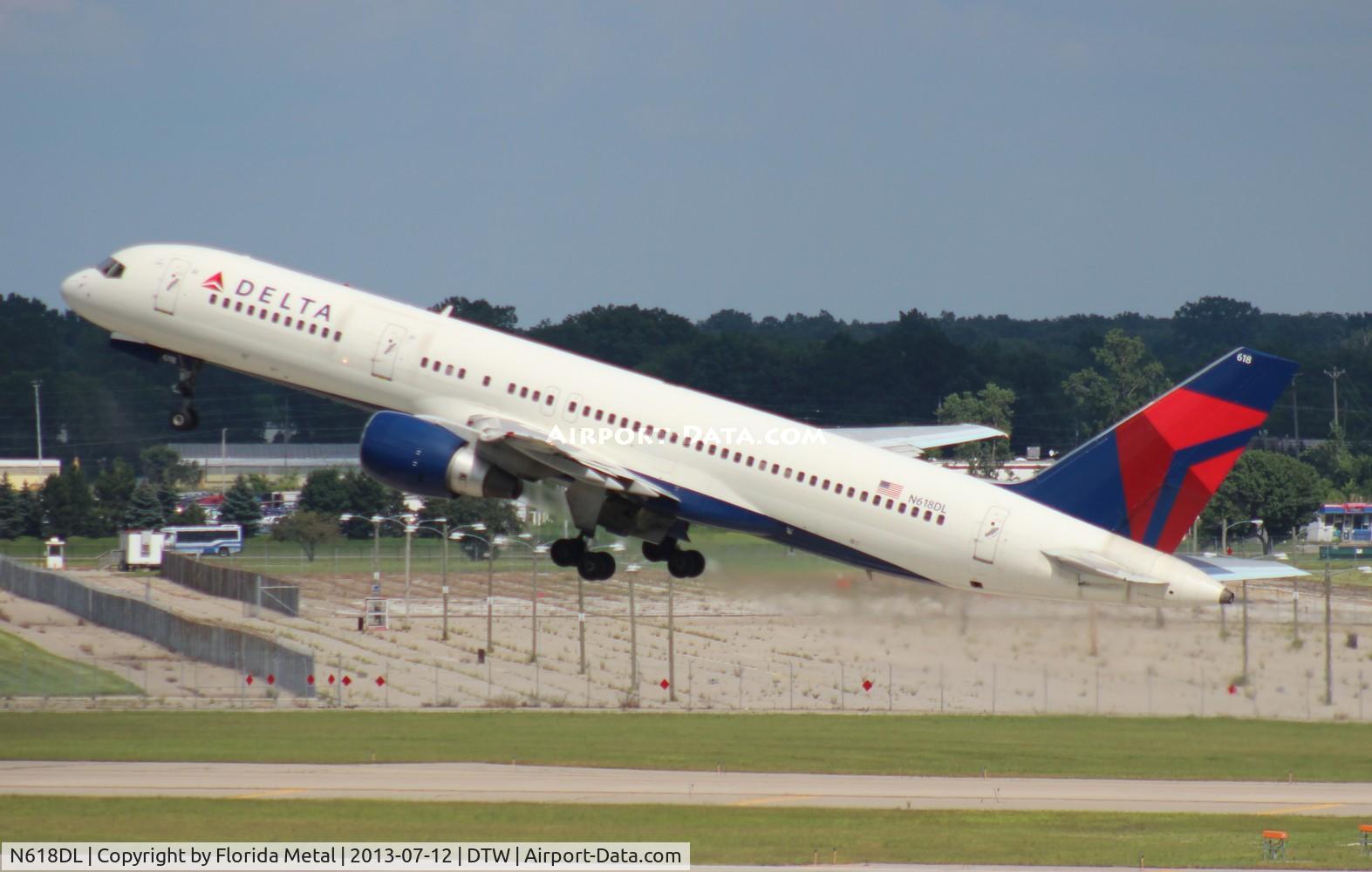 N618DL, 1986 Boeing 757-232 C/N 22908, Delta 757-200
