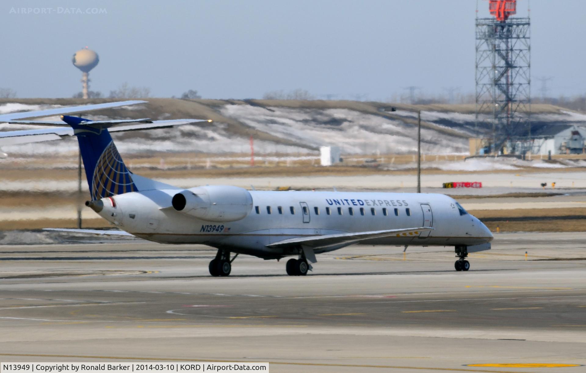 N13949, 1998 Embraer EMB-145LR C/N 145057, Taxi Chicago