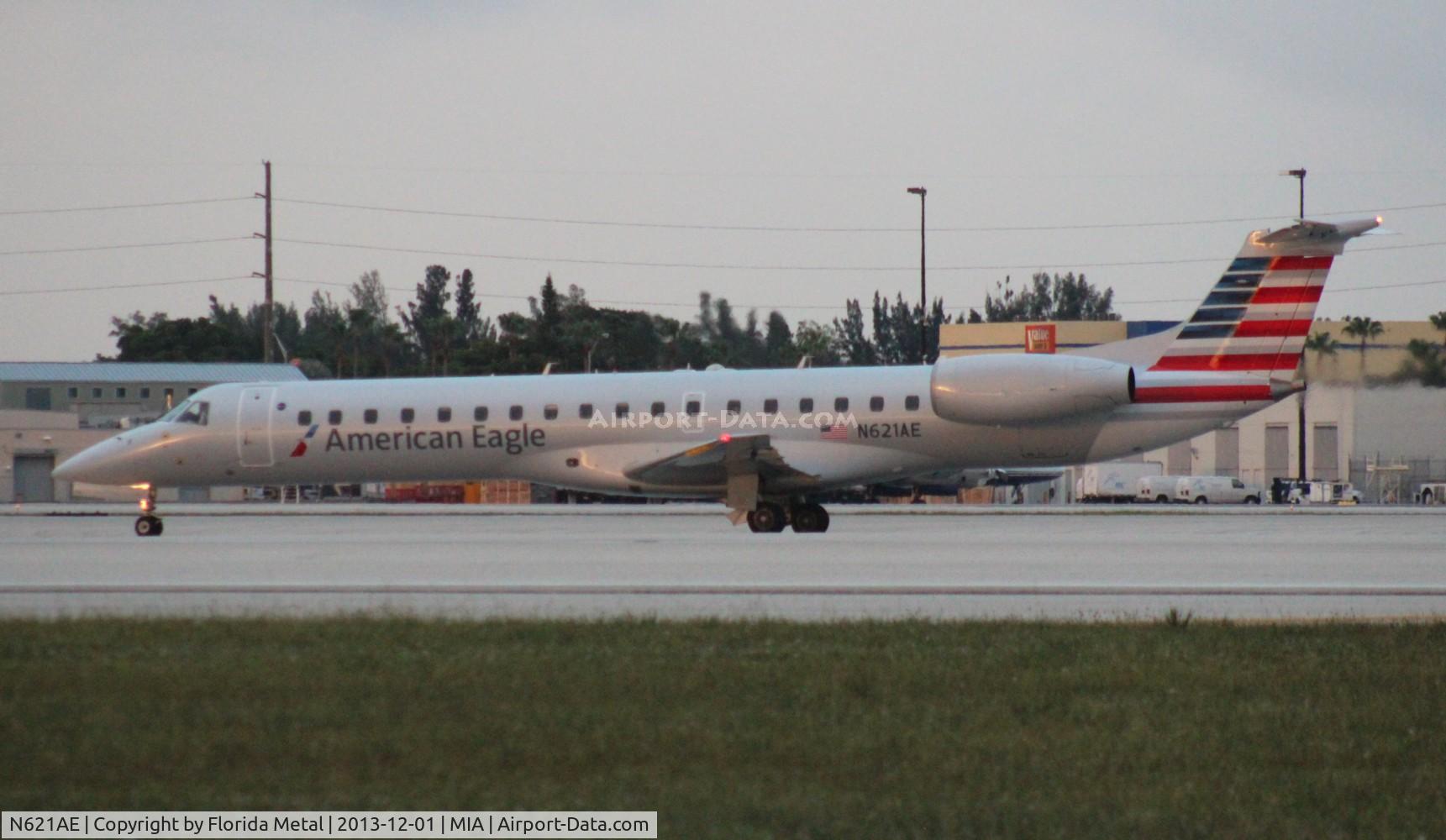 N621AE, 1999 Embraer ERJ-145LR (EMB-145LR) C/N 145105, American Eagle E145LR