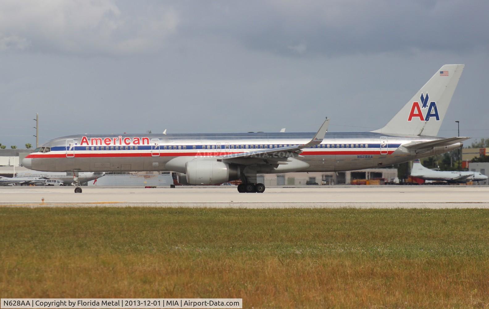 N628AA, 1990 Boeing 757-223 C/N 24586, American 757-200