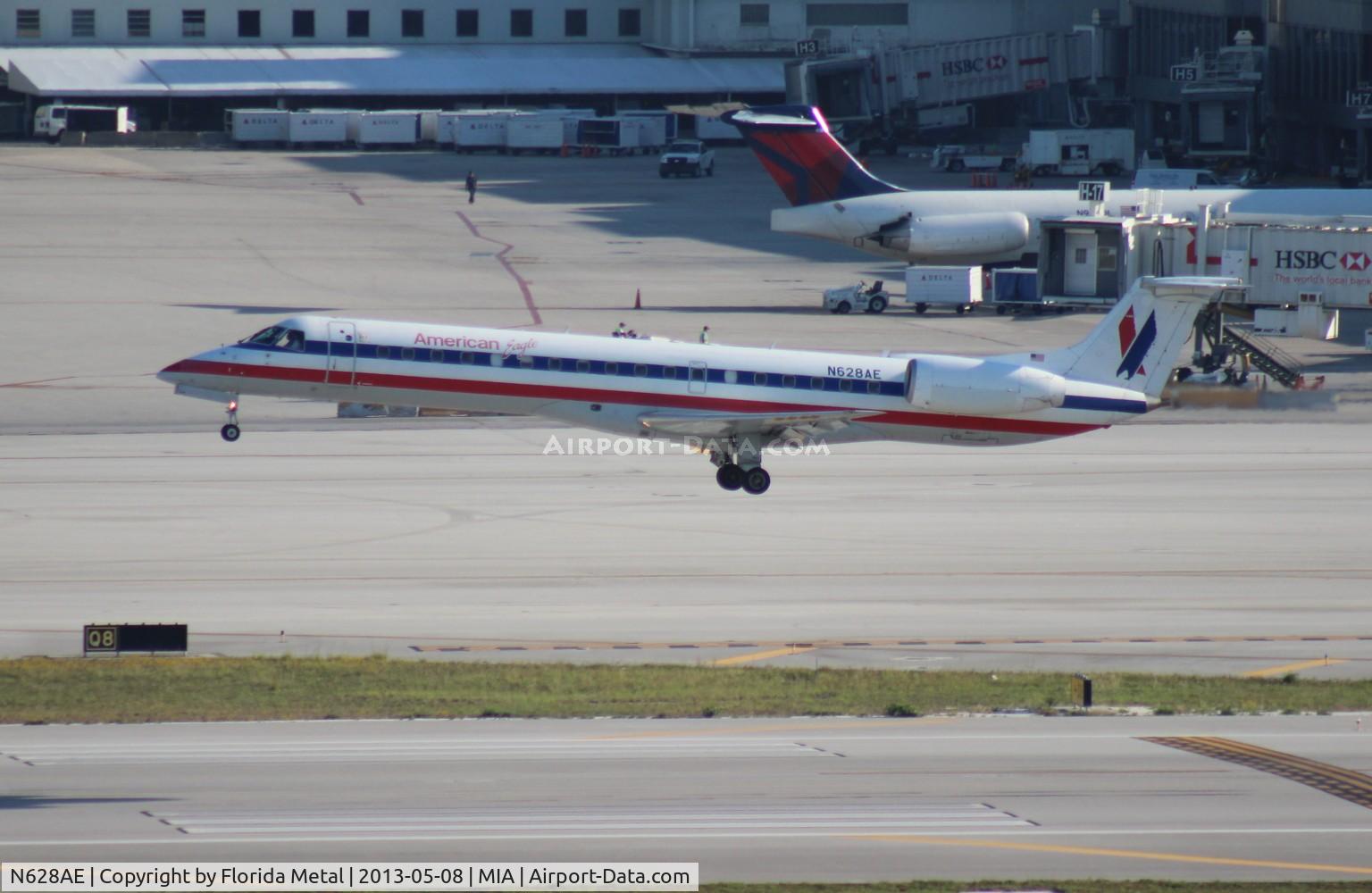 N628AE, 1999 Embraer ERJ-145LR (EMB-145LR) C/N 145124, Eagle ERJ-145