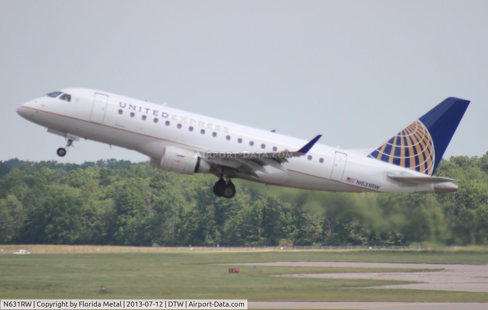 N631RW, 2004 Embraer 170SE (ERJ-170-100SE) C/N 17000007, United Express E170