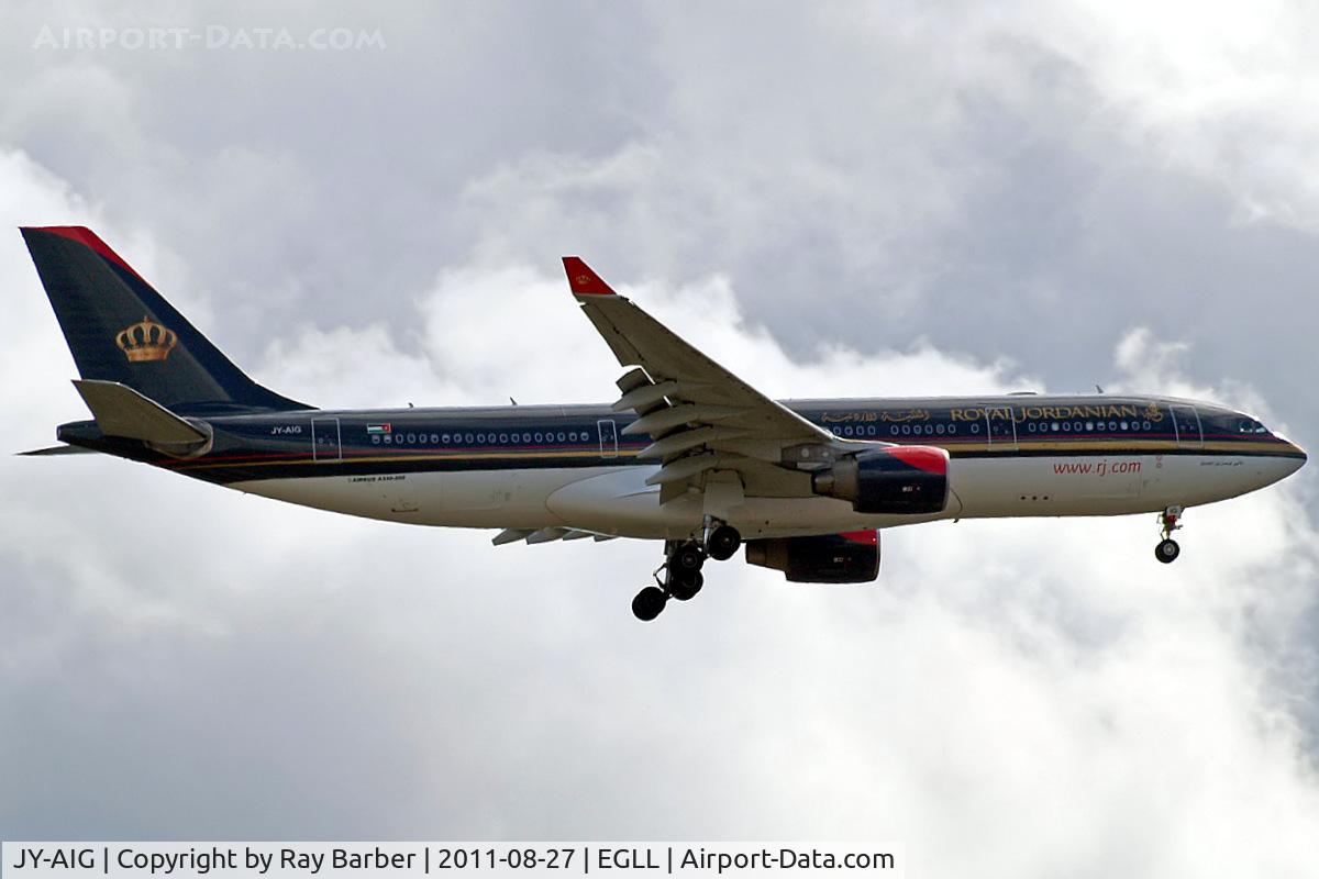 JY-AIG, 2009 Airbus A330-223 C/N 1002, Airbus A330-223 [1002] (Royal Jordanian Airlines) Home~G 27/08/2011. On approach 27L.