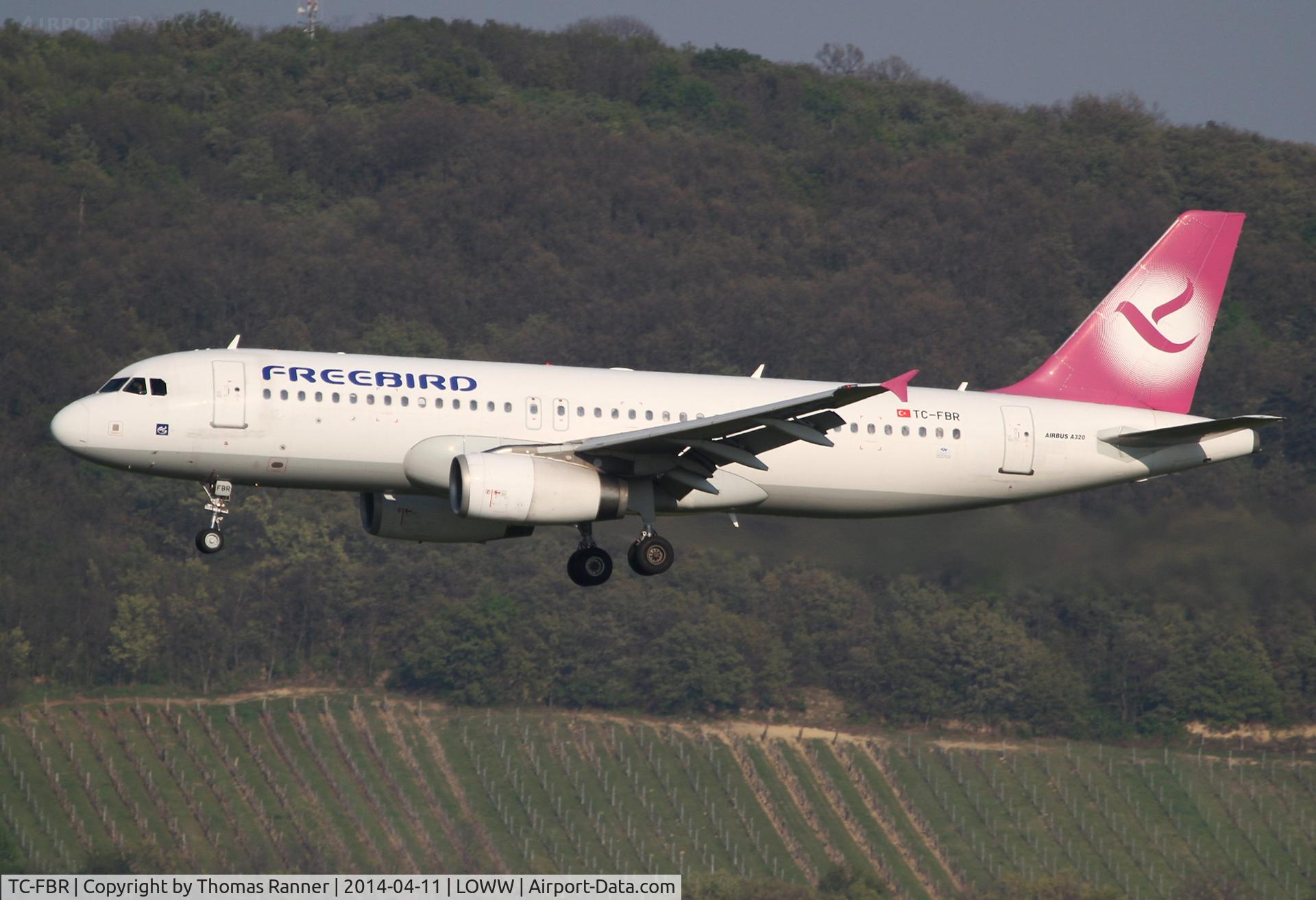 TC-FBR, 2005 Airbus A320-232 C/N 2524, Freebird A320