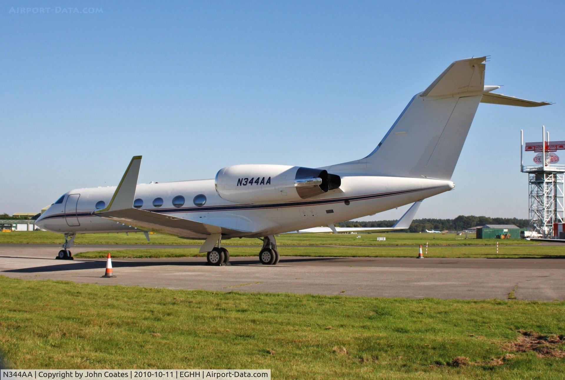 N344AA, 1992 Gulfstream Aerospace G-IV C/N 1207, At Sigs