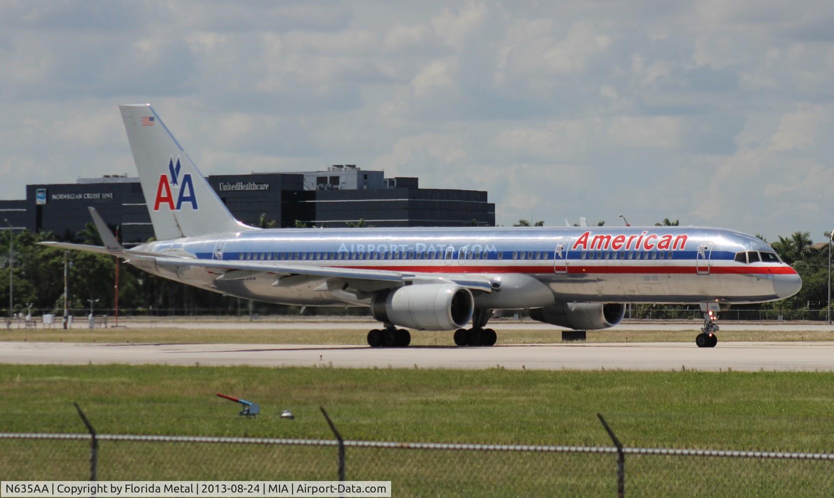 N635AA, 1990 Boeing 757-223 C/N 24593, American 757-200