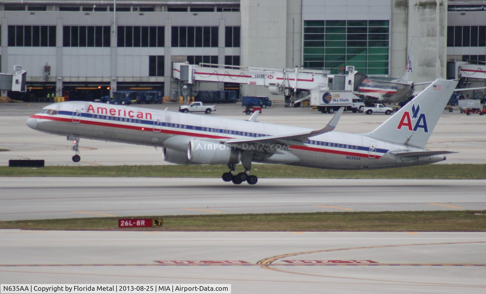 N635AA, 1990 Boeing 757-223 C/N 24593, American 757-200