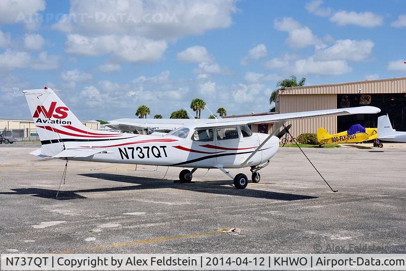 N737QT, 1977 Cessna 172N C/N 17269598, North Perry