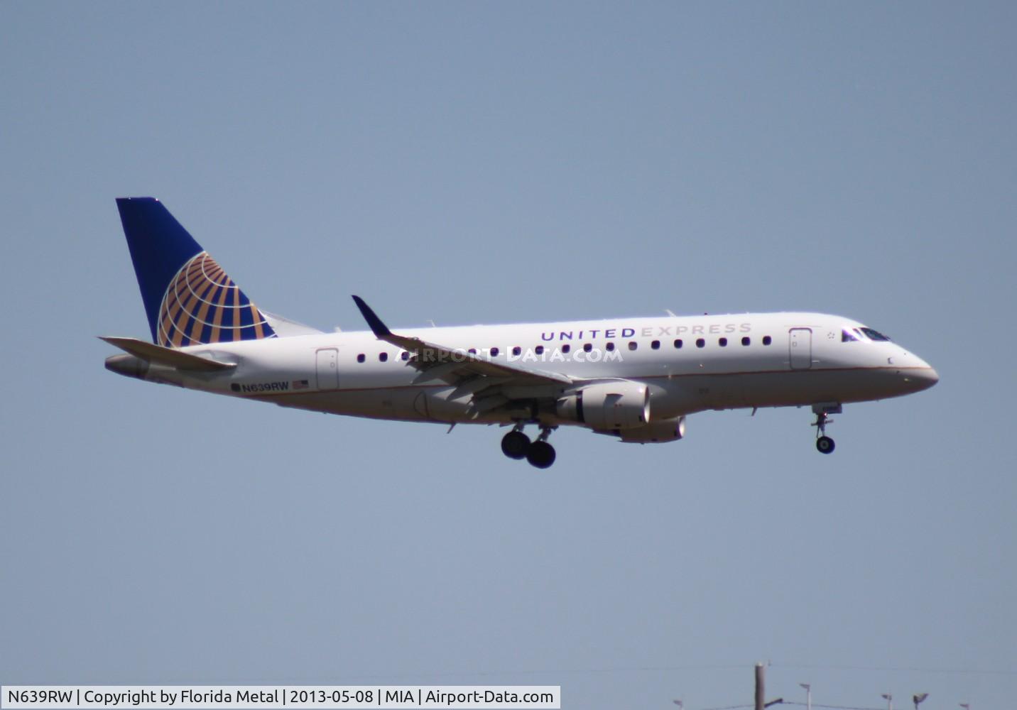N639RW, 2004 Embraer 170SE (ERJ-170-100SE) C/N 17000057, United E170