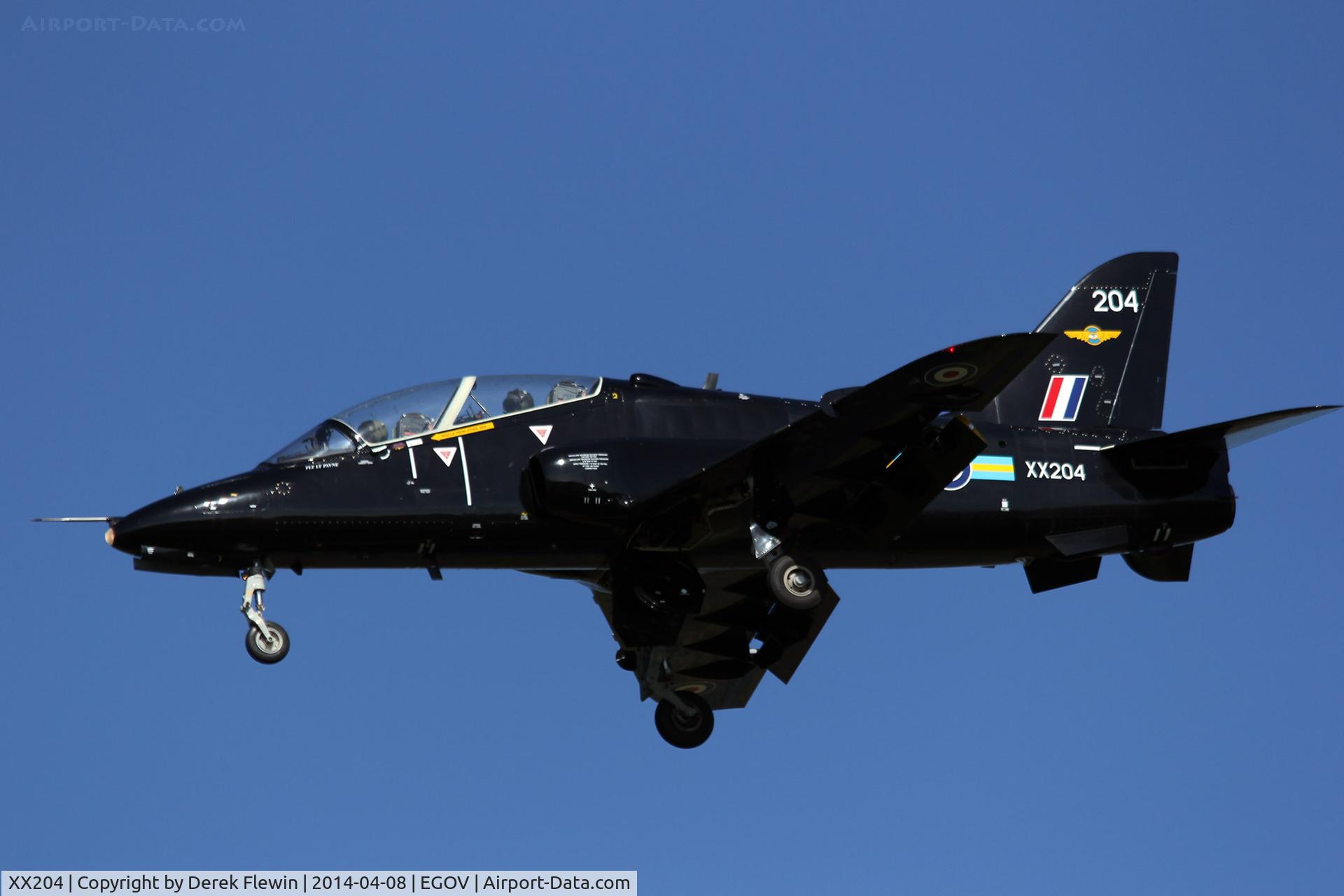 XX204, 1978 Hawker Siddeley Hawk T.1A C/N 051/312051, Hawk T.1, Coded 204, of 208 Squadron on short finals for runway 31 at EGOV.