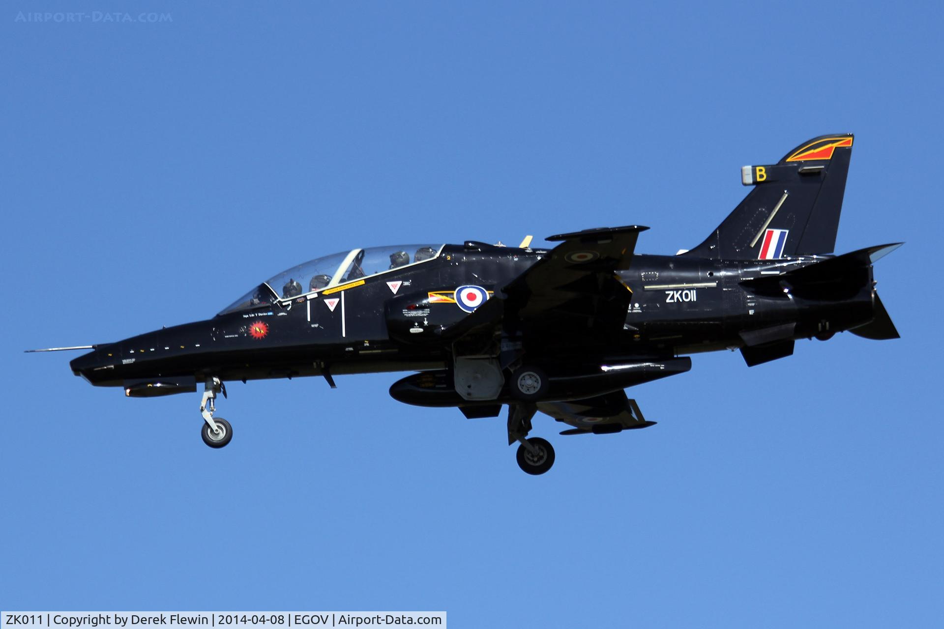 ZK011, 2006 British Aerospace Hawk T2 C/N RT002/1240, Hawk T.2 Coded B, of 4(R) Squadron on short finals for runway 31 at EGOV.