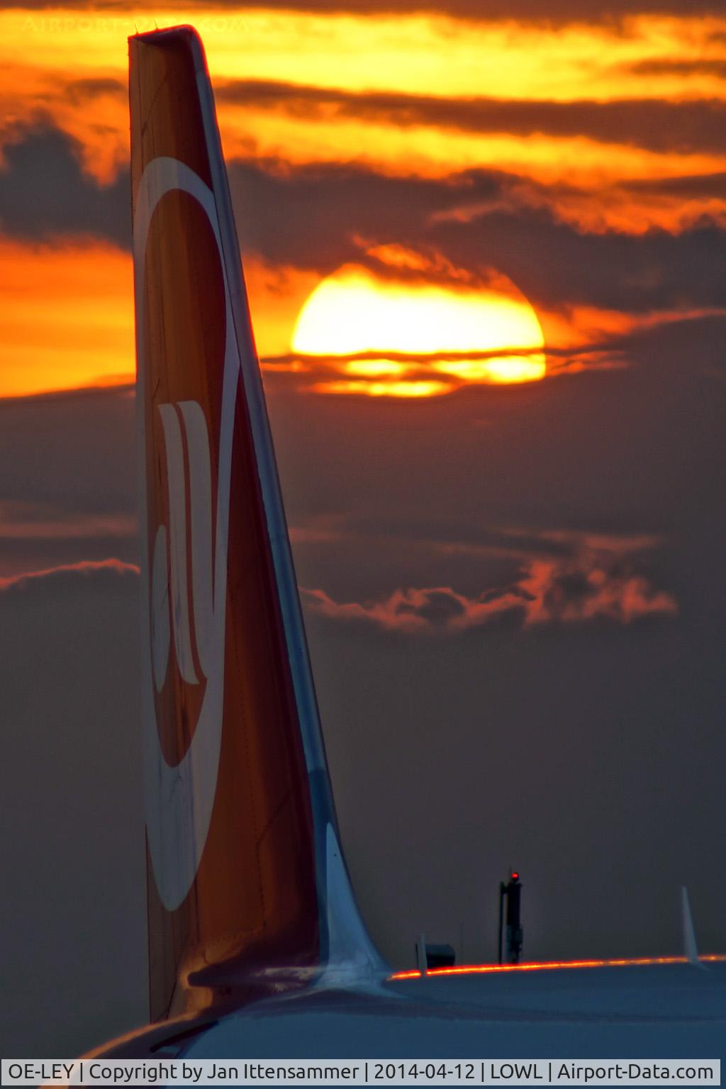 OE-LEY, 2013 Airbus A320-214 C/N 5648, oe-ley