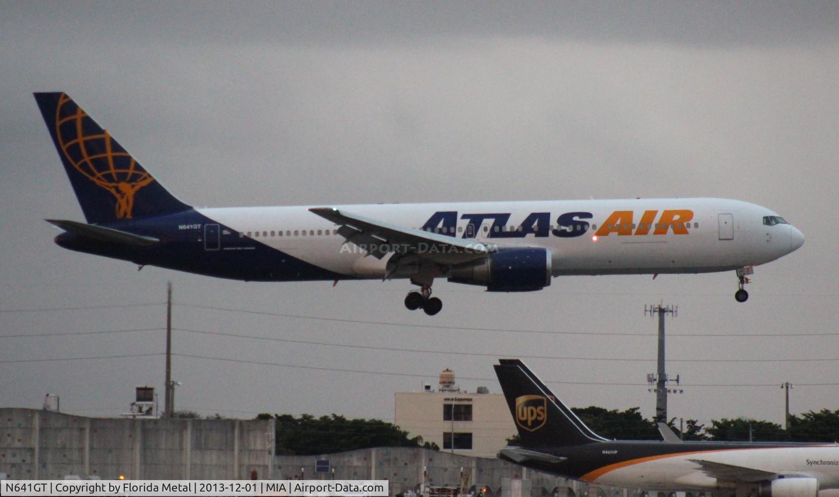 N641GT, Boeing 767-38E C/N 25132, Atlas Air 767-300