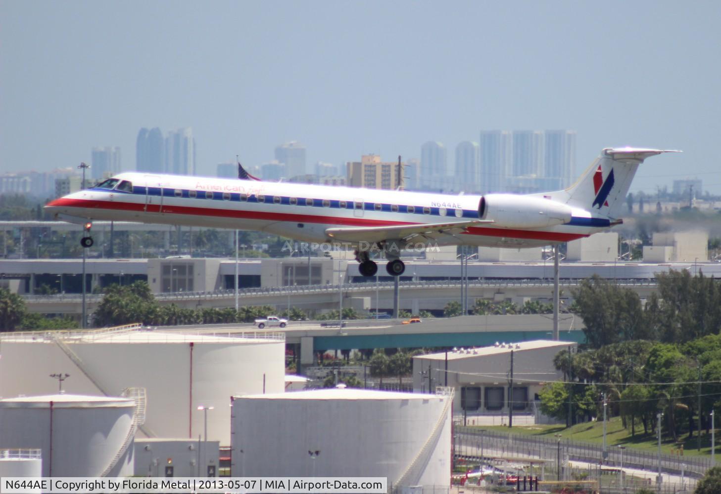 N644AE, 1999 Embraer ERJ-145LR (EMB-145LR) C/N 145204, Eagle E145LR