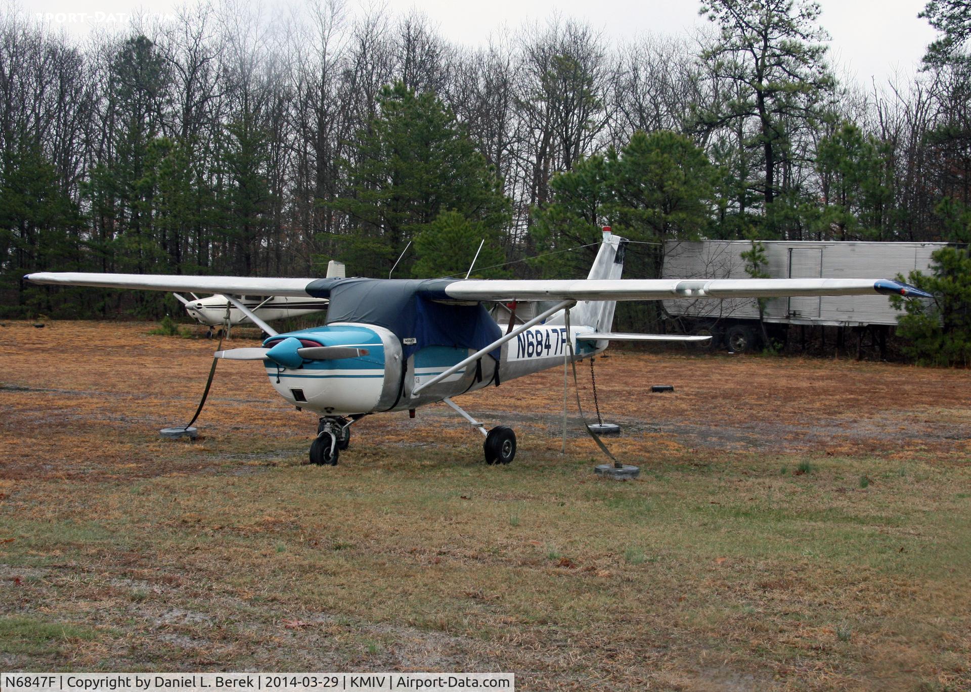 N6847F, 1966 Cessna 150F C/N 15063447, Looks like Four-Seven-Romeo has received some restoration recently.