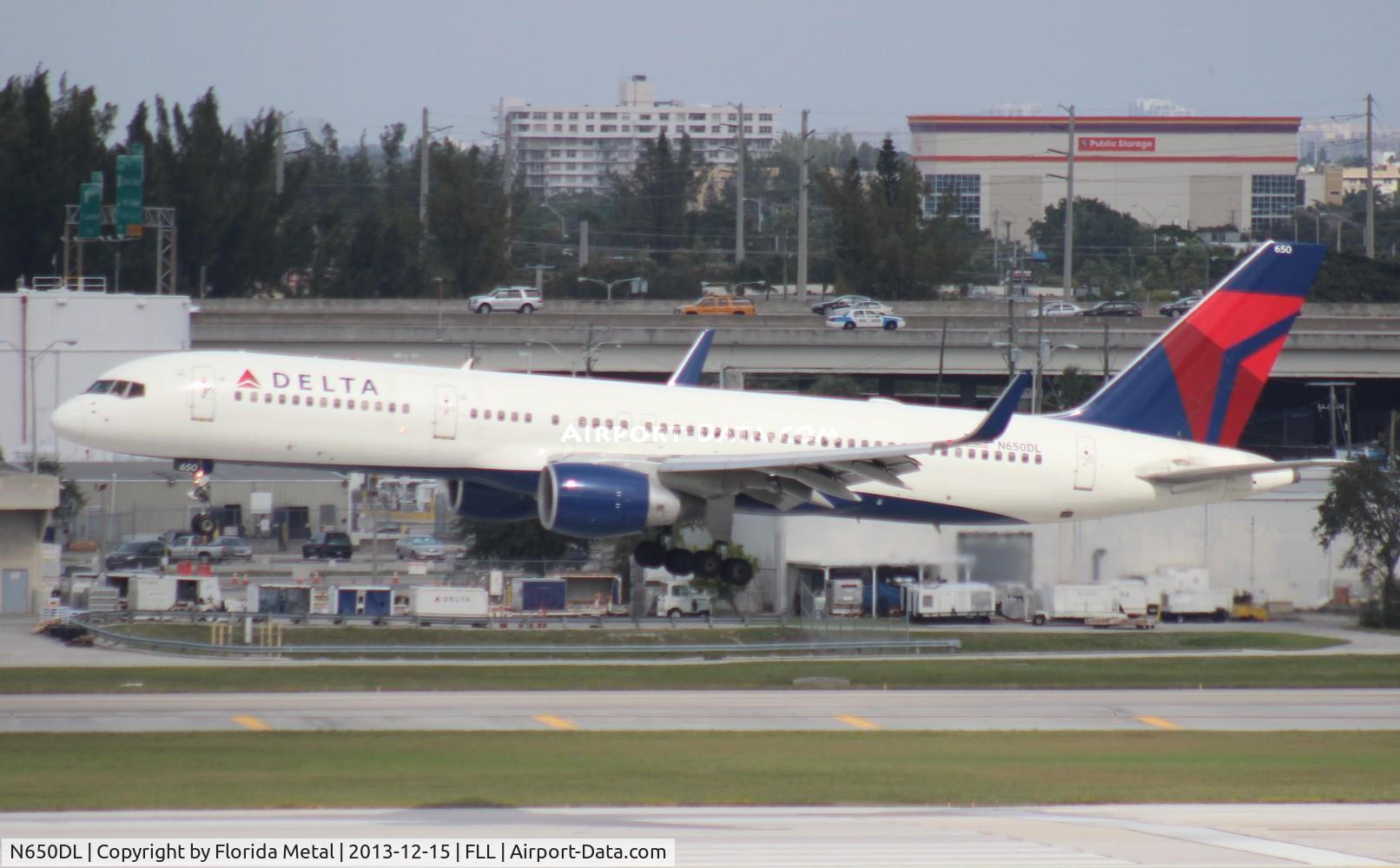 N650DL, 1989 Boeing 757-232 C/N 24390, Delta 757-200