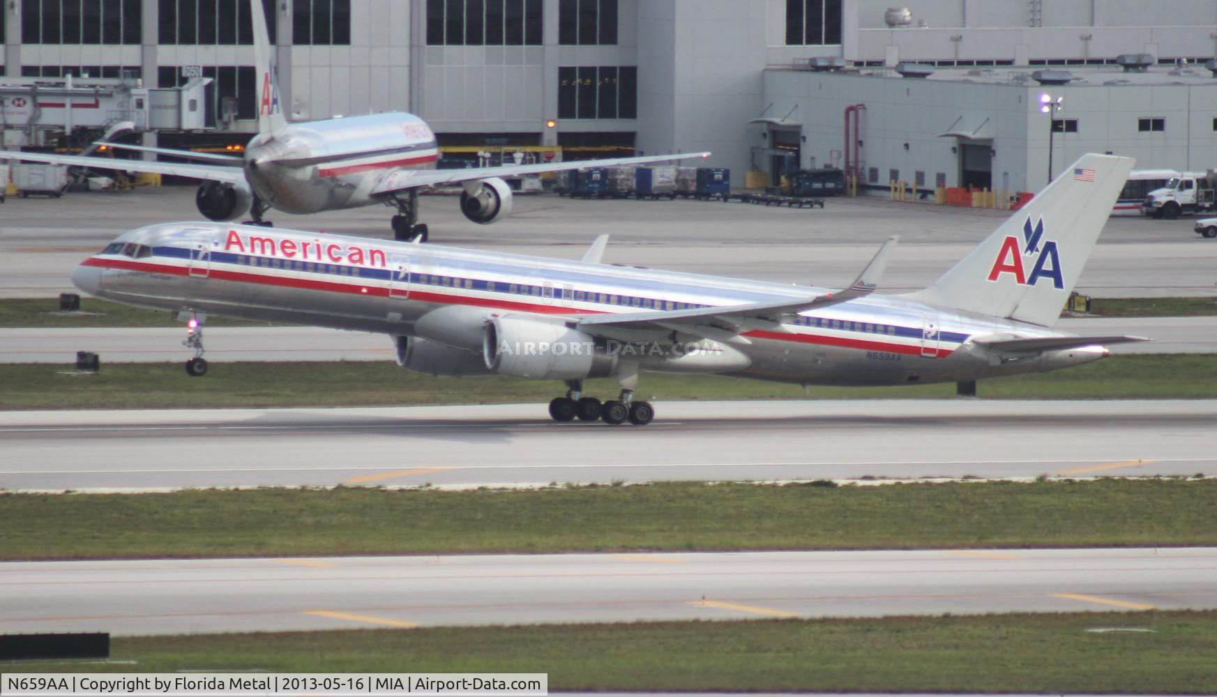 N659AA, 1992 Boeing 757-223 C/N 24617, American 757-200