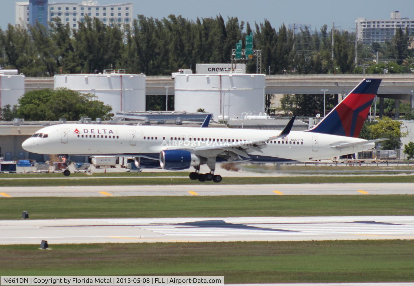 N661DN, 1990 Boeing 757-232 C/N 24972, Delta 757-200