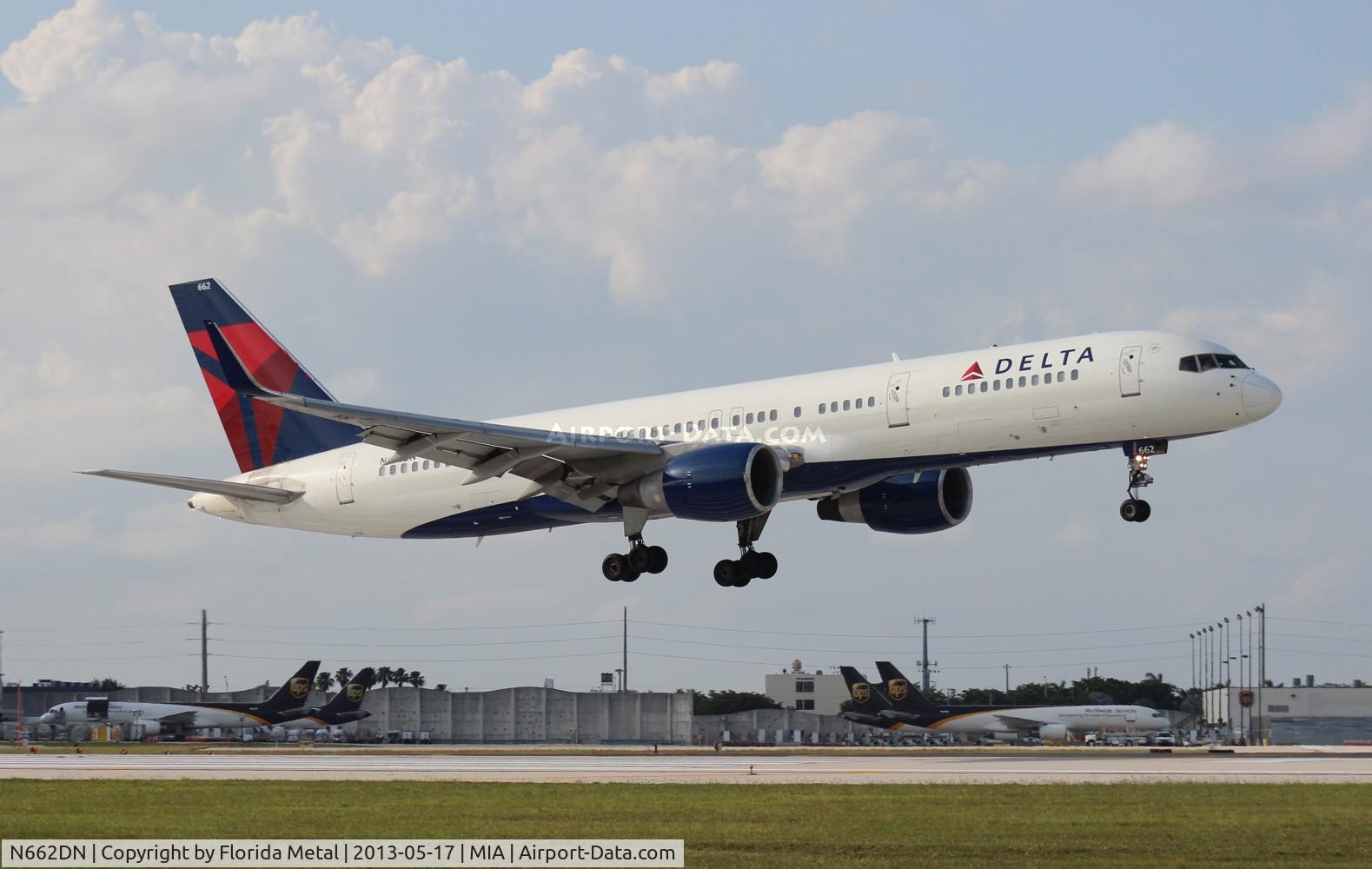 N662DN, 1991 Boeing 757-232 C/N 24991, Delta 757-200