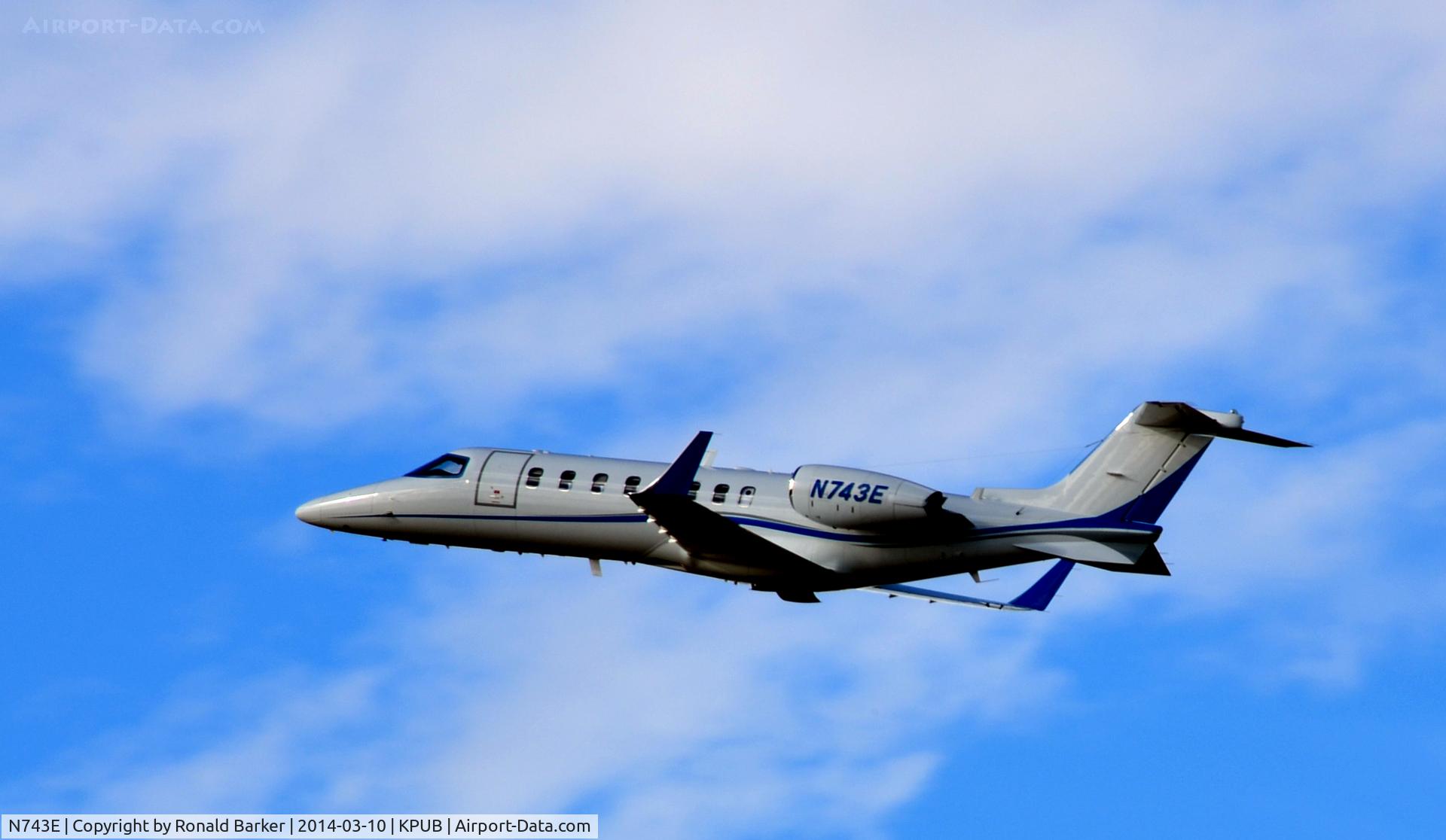 N743E, 1998 Learjet 45 C/N 45-016, Departure Pueblo