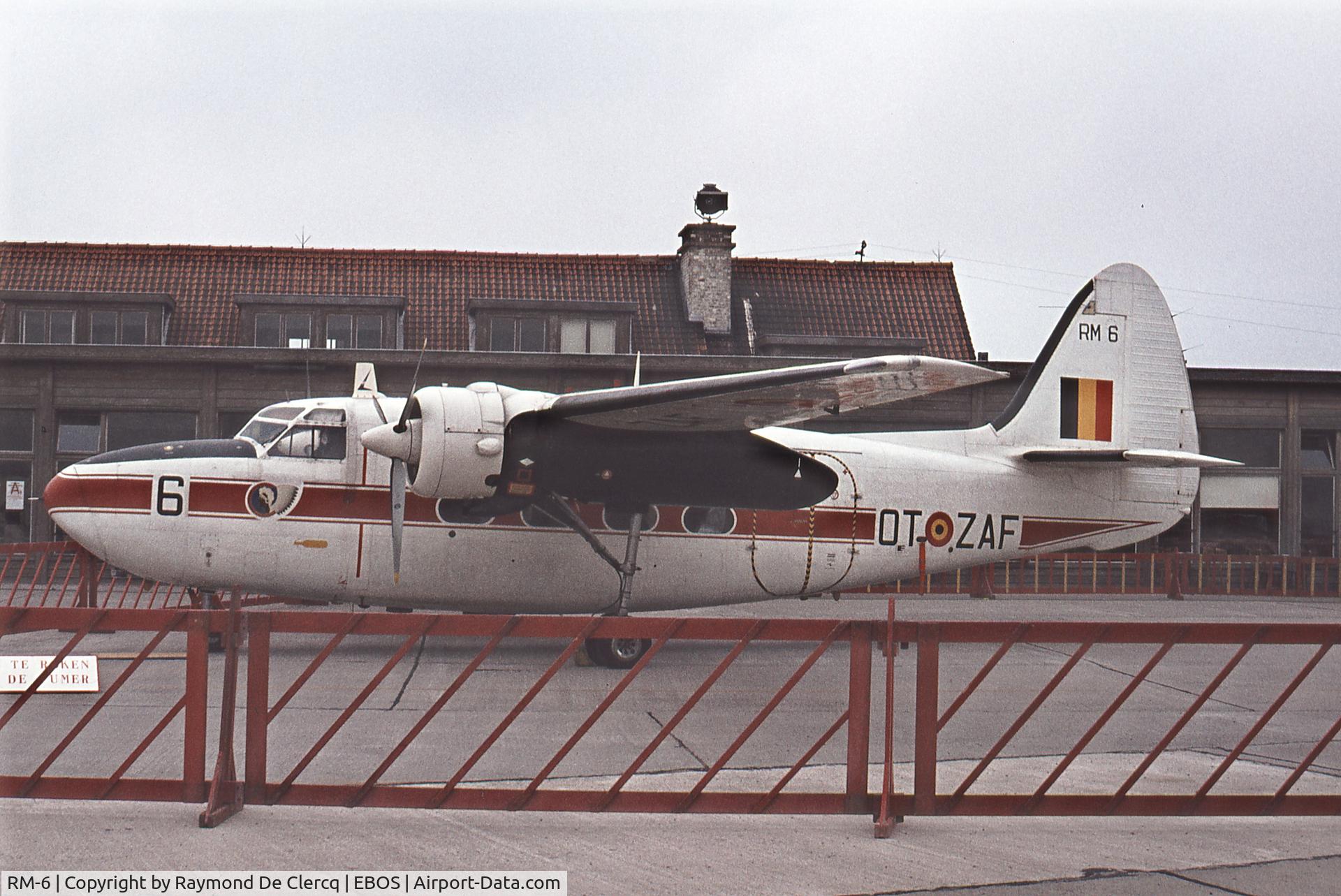 RM-6, 1954 Hunting Percival P-66 Pembroke C51 C/N P66-0025, Airshow Ostend in early seventies.
Sold in USA as N51962 with Air America in 1976