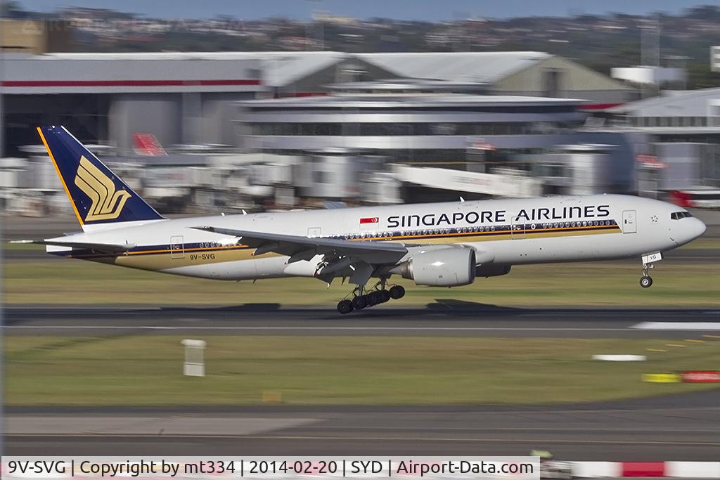 9V-SVG, 2002 Boeing 777-212/ER C/N 30872, Singapore Airlines B777-200 touching down in Sydney