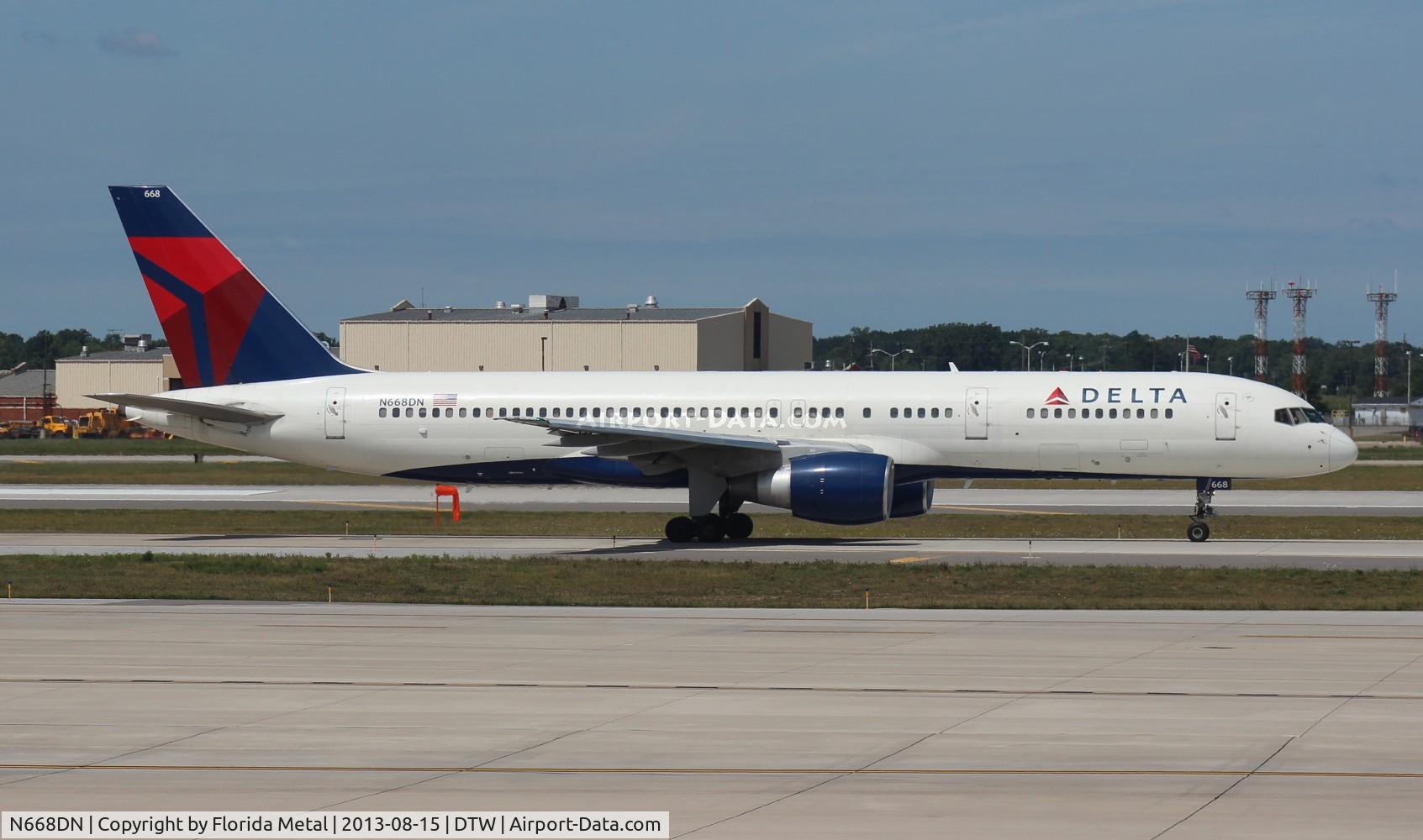 N668DN, 1991 Boeing 757-232 C/N 25141, Delta 757-200