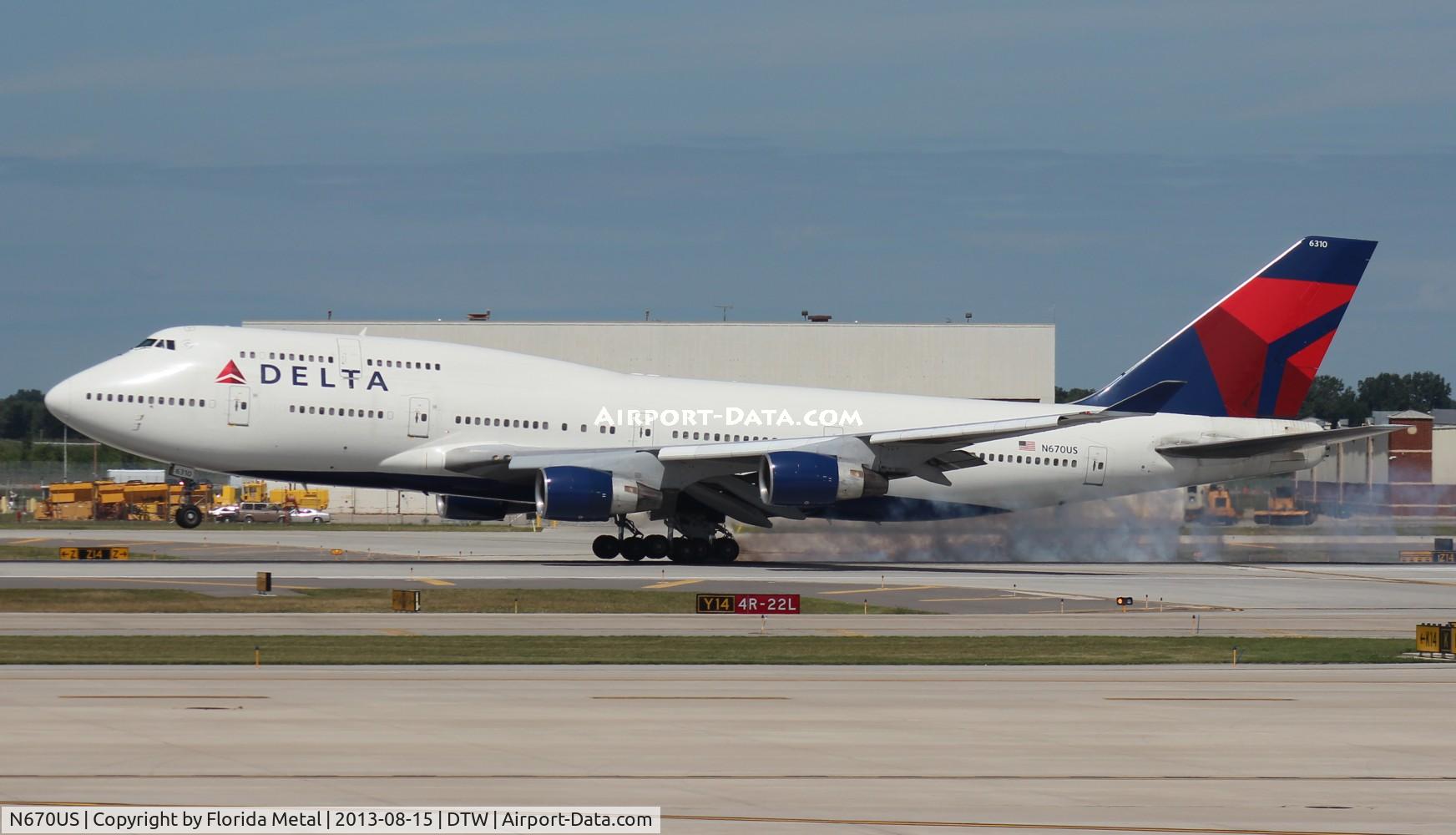 N670US, 1990 Boeing 747-451 C/N 24225, Delta 747-400