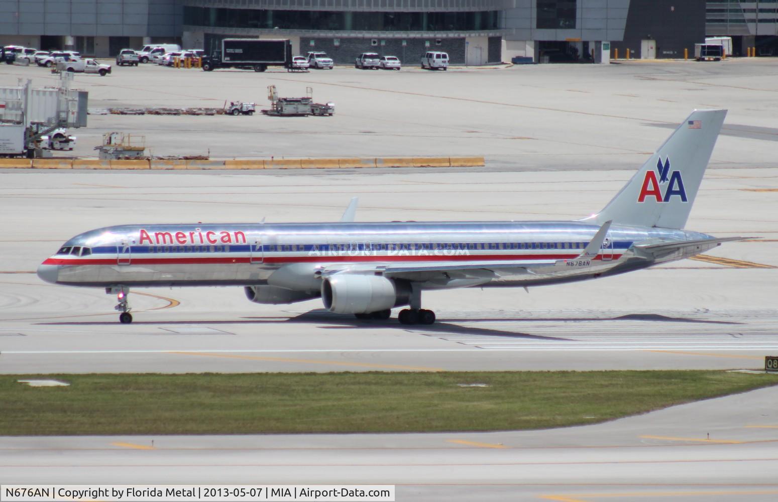 N676AN, 1998 Boeing 757-223 C/N 29426, American 757-200