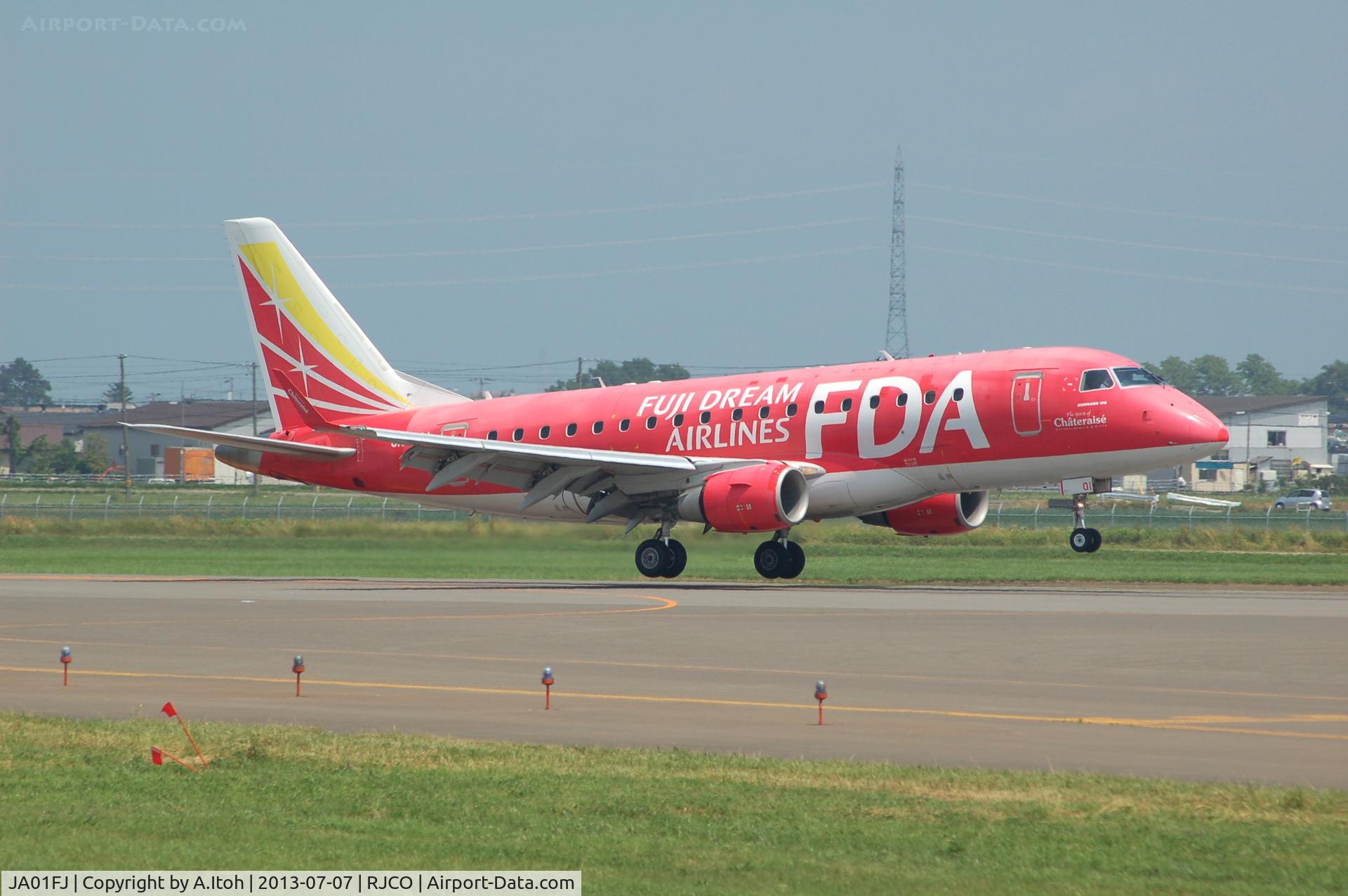 JA01FJ, 2009 Embraer 170ST (ERJ-170-100ST) C/N 17000271, RJCO  the approach for the first time in sapporo airfield July 7,2013