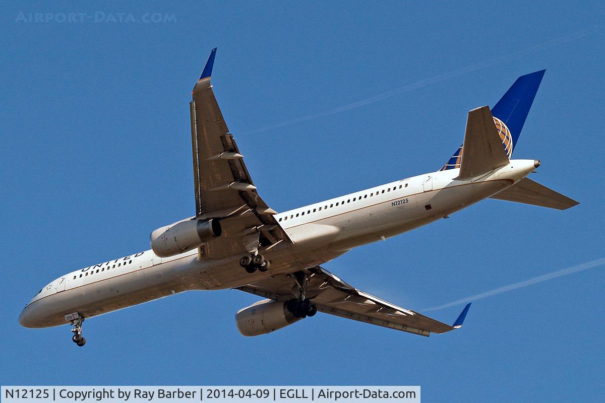 N12125, 1998 Boeing 757-224 C/N 28967, Boeing 757-224 [28967] (United Airlines) Home~G 09/04/2014. On approach 27R.